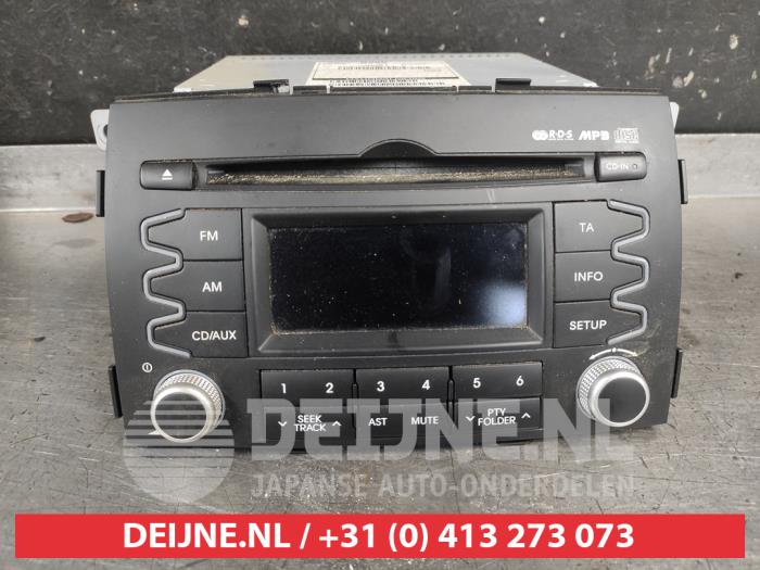 Kia Sorento Radio O677917