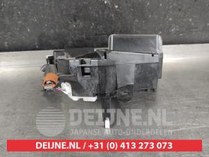 Toyota Prius Frontscheibenanzeige O678048 foto 2