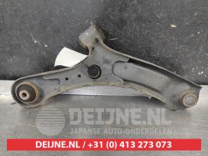 Suzuki SX-4 Front lower wishbone, left O678126 photo 2