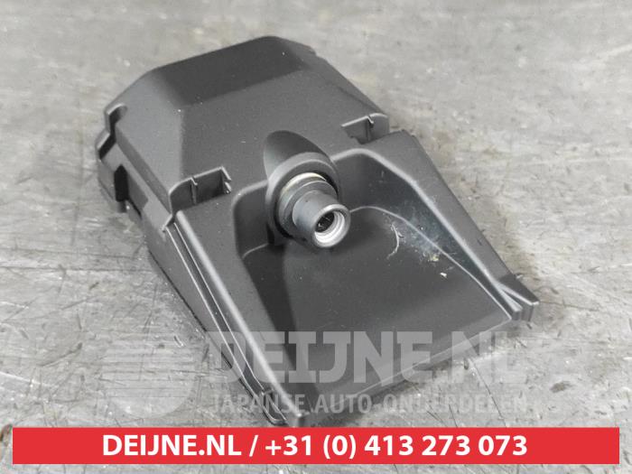 Nissan Leaf Camera voorzijde O678243
