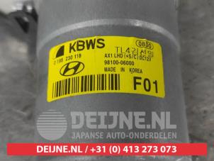 Hyundai Inster Scheibenwischermotor vorne O678278 foto 3