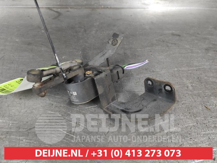 Nissan Leaf Xenon Höhenregler O678324