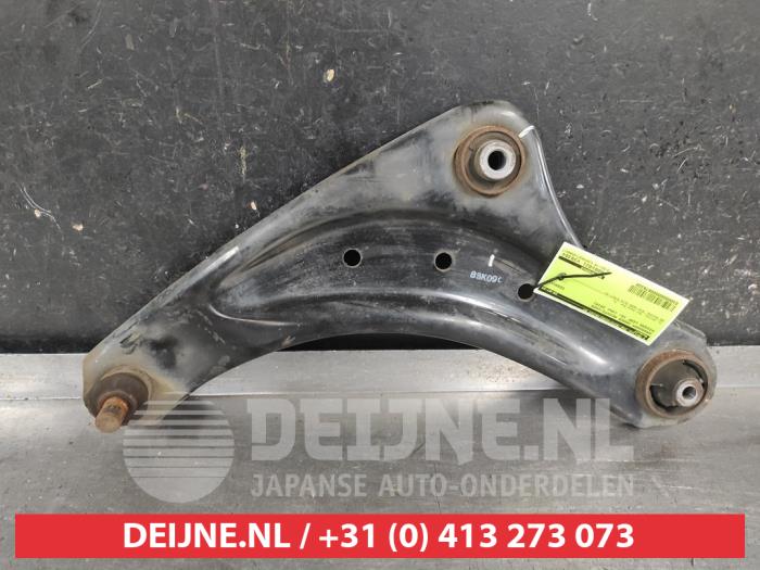 Nissan Leaf Draagarm onder rechts-voor O678328