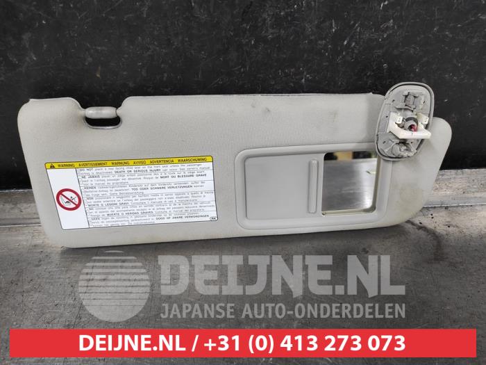 Toyota Prius Sun visor O678459