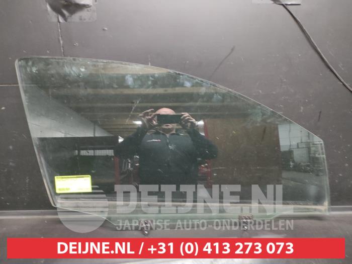 Nissan Qashqai Portierruit 4Deurs rechts-voor O678497