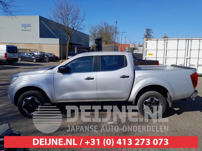 Nissan Navara Türscheibe 4-türig links hinten O678616