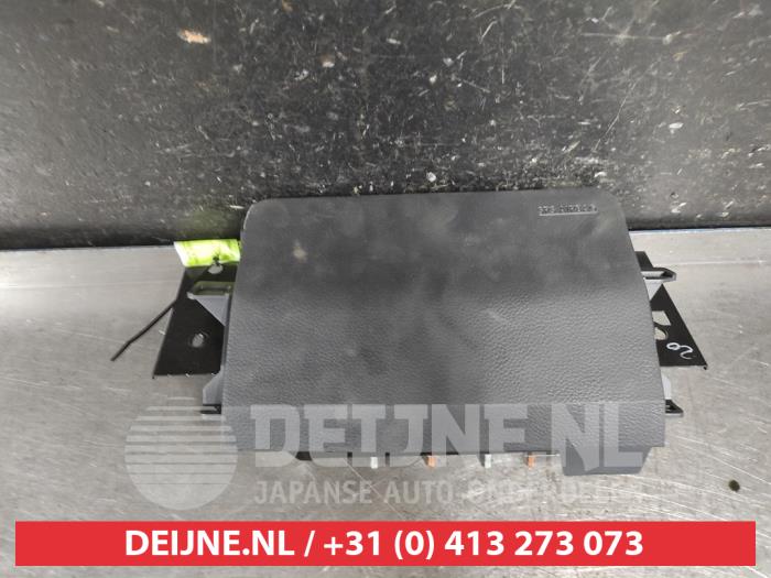 Nissan Navara Airbag knie links O678716