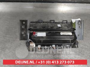 Nissan Navara Knee airbag, left O678716 photo 2