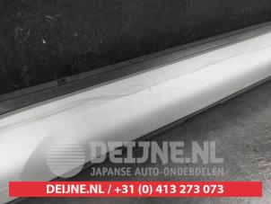 Suzuki SX-4 Seitenschürze links O678771 foto 3