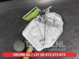 Mazda CX-3 Front door lock mechanism 4-door, right O679069 photo 2