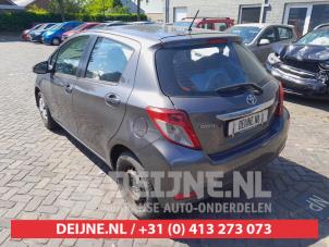 Toyota Yaris Rücklicht links O679053 foto 3