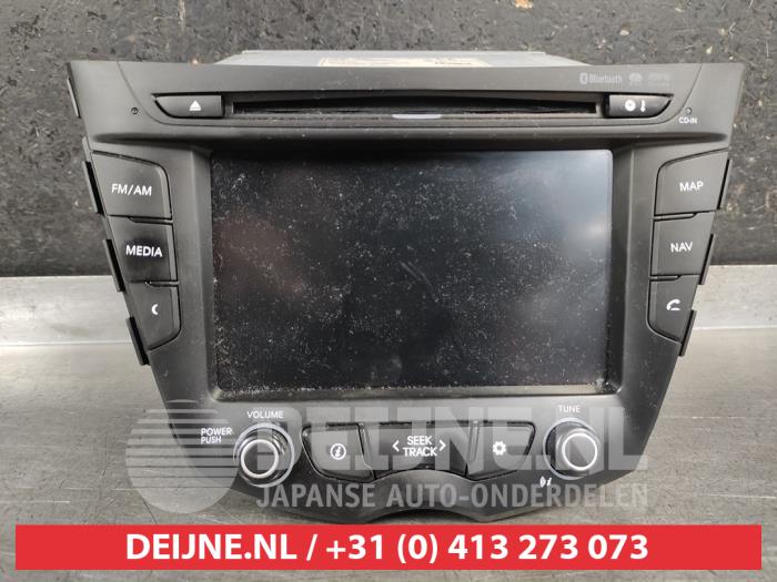 Hyundai Veloster Radio O679216