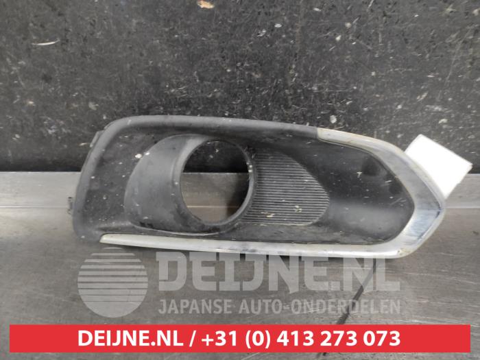 Suzuki SX-4 Bumper Rooster O679227