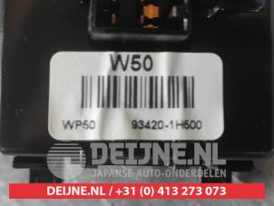 Kia Ceed Ruitenwis Schakelaar O679289 foto 3