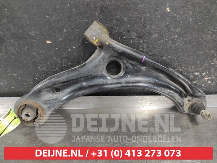Honda Jazz Draagarm onder rechts-voor O679406