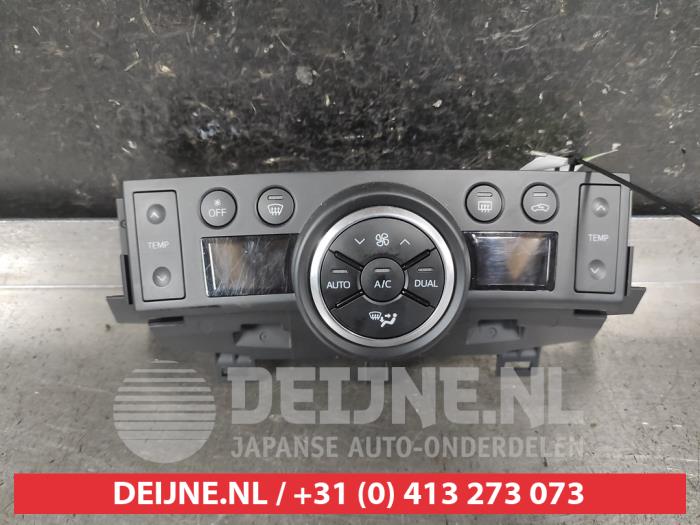 Toyota Verso Heizung Bedienpaneel O679536