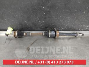 Gebruikte Homokineetas rechts-voor Toyota Avensis Wagon (T27) 2.0 16V VVT-i Prijs € 75,00 Margeregeling aangeboden door V.Deijne Jap.Auto-onderdelen BV