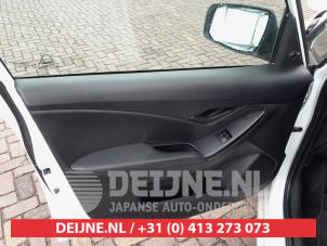 Hyundai IX20 Combischakelaar ramen O679679 foto 3
