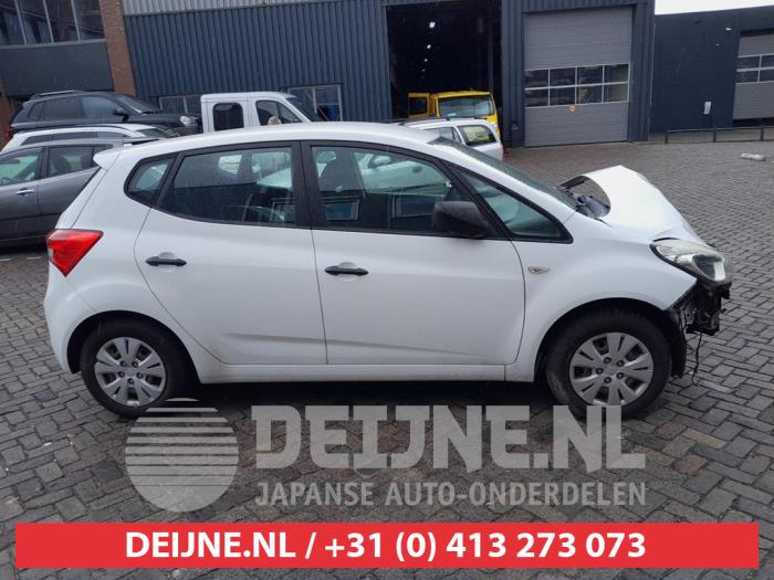 Hyundai IX20 Portierruit 4Deurs rechts-achter O679697