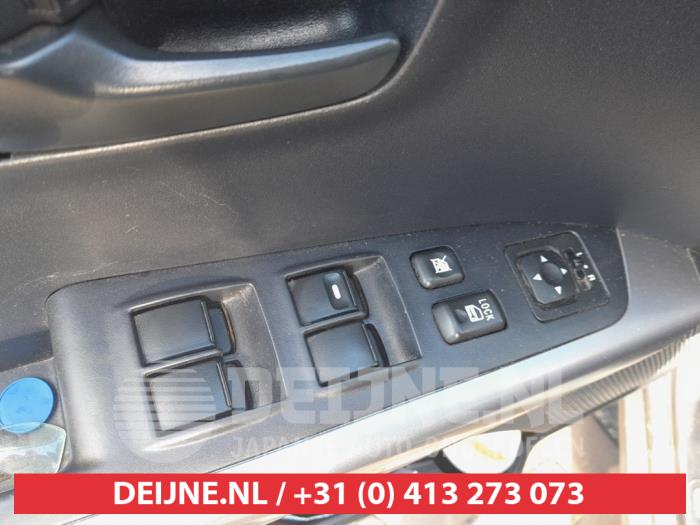 Mitsubishi Outlander Kombischalter Fenster O679946