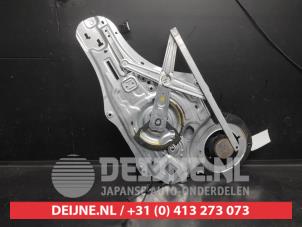 Kia Sportage Ruitmechaniek 4Deurs links-voor O680047 foto 2