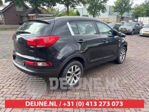 Kia Sportage Stoßstange hinten O680053 foto 2