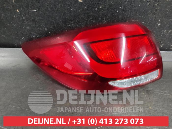 Kia Sportage Taillight, left O680054