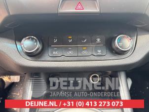 Kia Sportage Heizung Bedienpaneel O680070 foto 3
