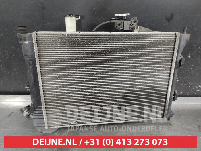 Hyundai I30 Radiateur O680099