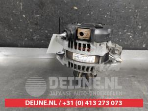 Gebruikte Dynamo Toyota Yaris III (P13) 1.0 12V VVT-i Prijs € 50,00 Margeregeling aangeboden door V.Deijne Jap.Auto-onderdelen BV