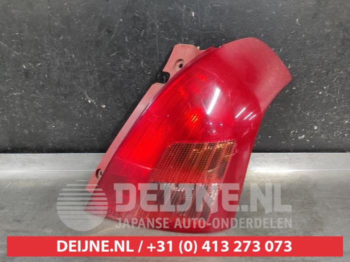 Suzuki Swift Achterlicht rechts O680422