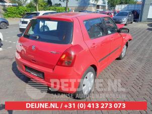 Suzuki Swift Rücklicht rechts O680422 foto 3