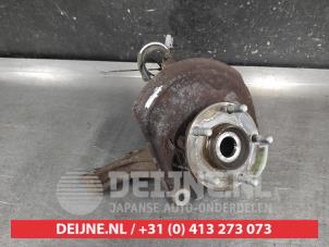 Nissan Qashqai Fusee links-voor O680448 foto 2