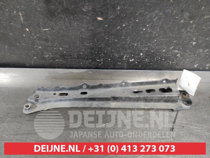 Toyota Prius Plus Subframe O680513