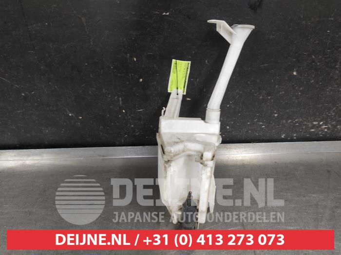 Nissan Juke Ruitensproeiertank voor O680805