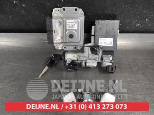 Suzuki Celerio Ignition lock + key O680872 photo 3