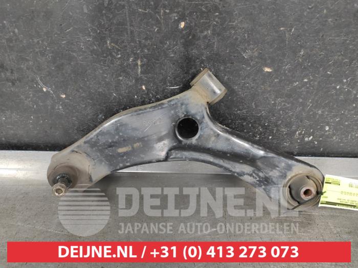 Suzuki Celerio Querlenker unten links vorne O680889