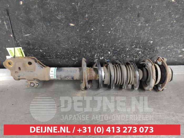 Daihatsu Cuore Stoßdämpferstrebe rechts vorne O680921