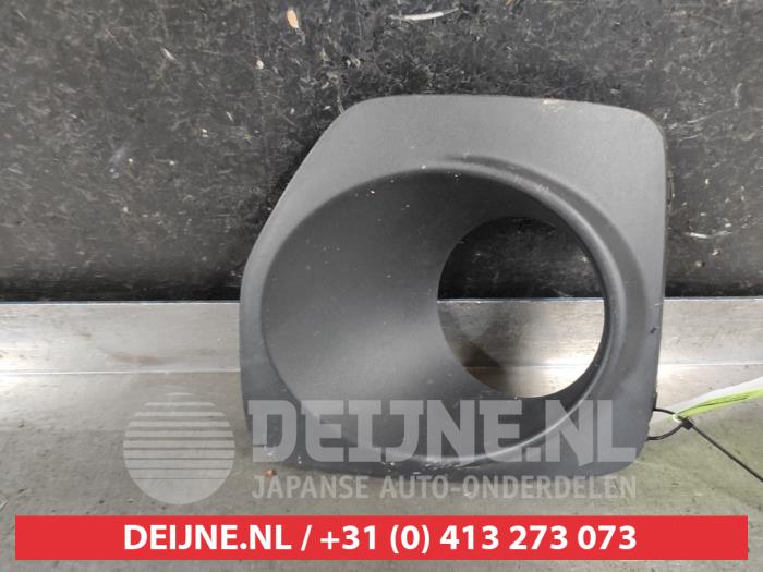 Suzuki Ignis Bumper Rooster O680953