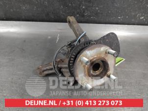 Suzuki Celerio Fusee links-voor O681040 foto 2