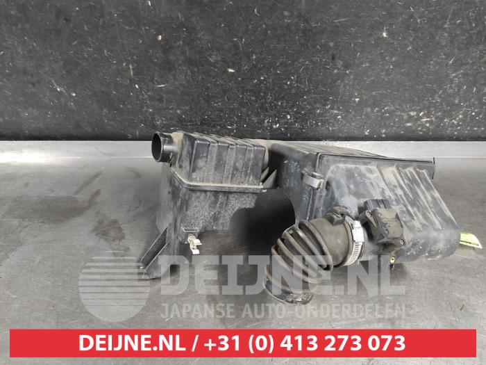 Suzuki Swift Luftfiltergehäuse O681073