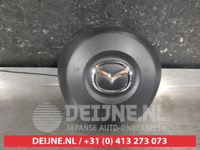 Mazda CX-5 Left airbag (steering wheel) O681137