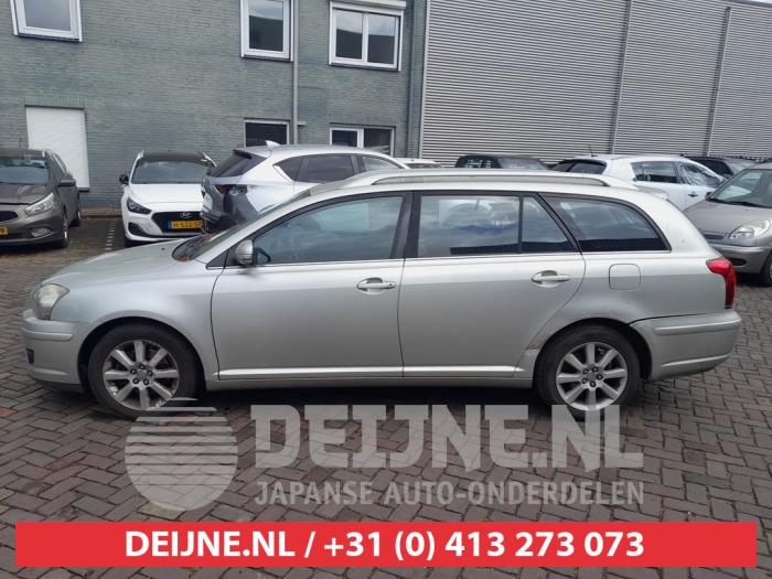 Toyota Avensis Zusätzliches Fenster 4-türig links hinten O681178
