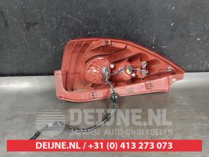 Mazda 5 Rücklicht rechts O681362 foto 2