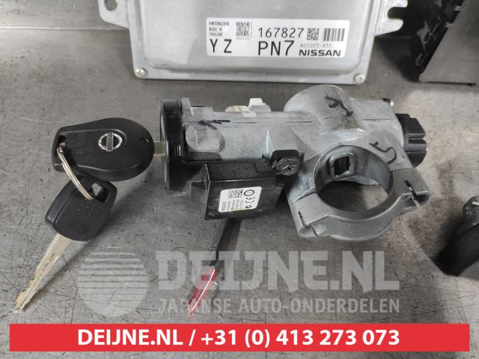 Nissan Micra Kontaktslot+Sleutel O681434