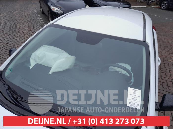 Kia Pro Ceed Voorruit O681441