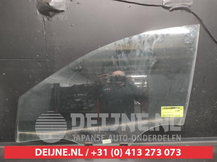 Hyundai Tucson Türscheibe 4-türig links vorne O681454