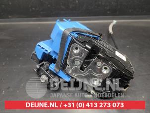 Hyundai Tucson Door lock mechanism 4-door, front left O681455 photo 2