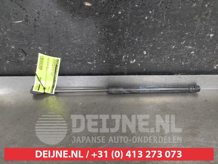 Kia Pro Ceed Gasdämpfer rechts hinten O681498