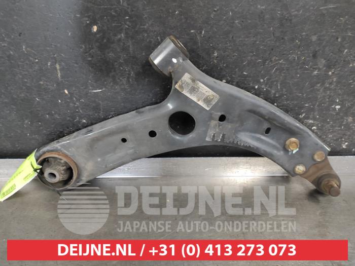 Kia Pro Ceed Querlenker unten rechts vorne O681544